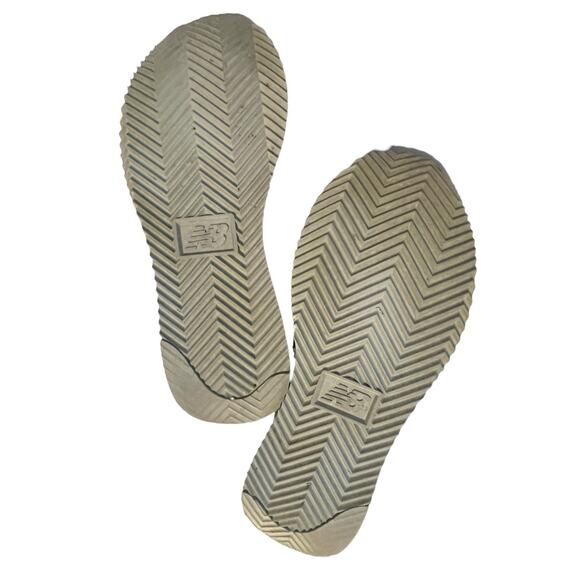 New Balance Sneakers Women’s Size: 6  Gray Pink Suede Running Shoes - Picture 6 of 12